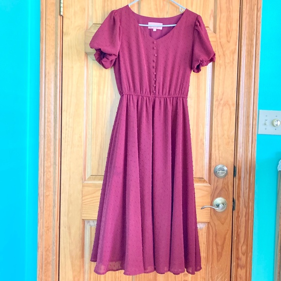 Jessakae burgundy Highbury elegant dress with puffed sleeves and front buttons - Picture 4 of 11